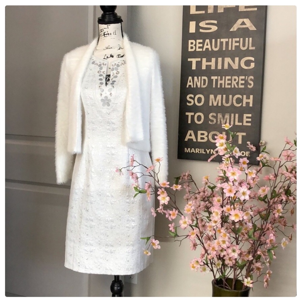 💕Luxurious White & Silver Sheath Dress💕